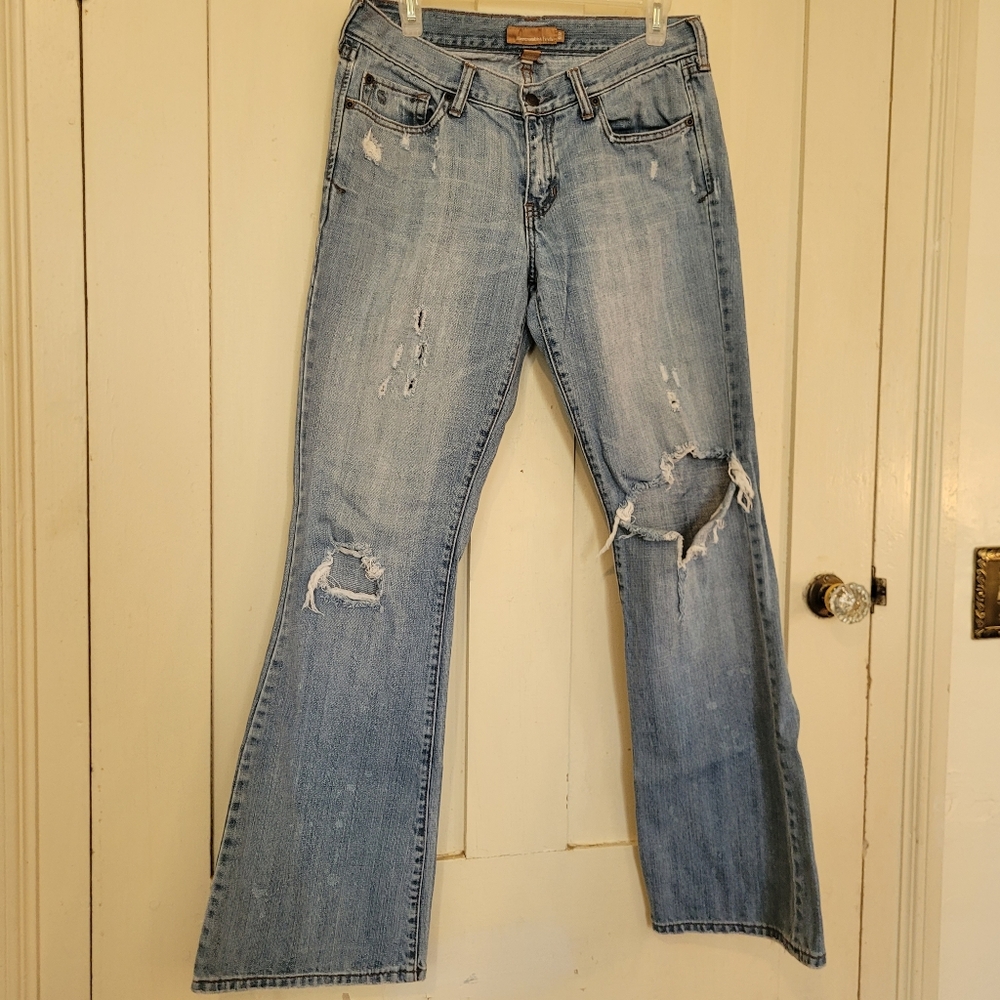 Vintage y2k flare leg low rise jeans